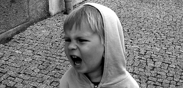 Mit Wutanfällen bei Kindern umgehen